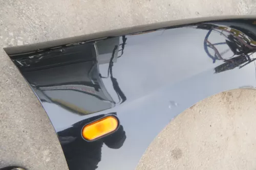 VW Caddy 9K Polo Variant 6Kv Kombi Kotflügel vorne rechts schwarz LC9Z (108540)