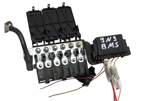 VW Polo 9N 9N3 Kasten Abdeckung Batterie Sicherungsträger Sicherung