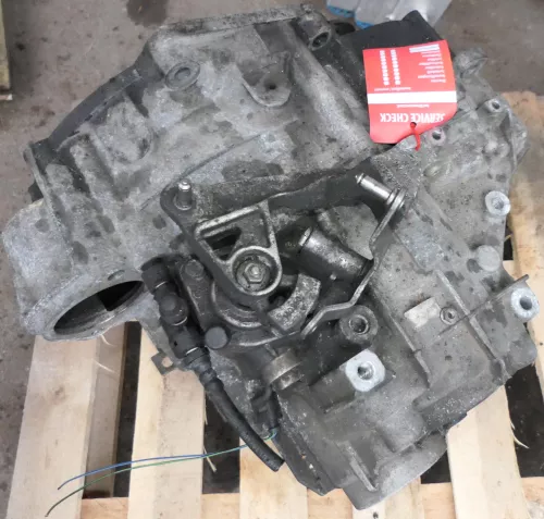 VW Touran Golf 5 Getriebe KDN/JLT/JLU/KNS 2.0TDI 6-Gang Schaltgetriebe 139.000km (108939)