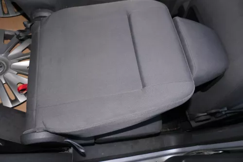 VW Touran Sitz hinten rechts (hinterm Beifahrersitz) Rücksitz anthrazit - 109103 (109103)