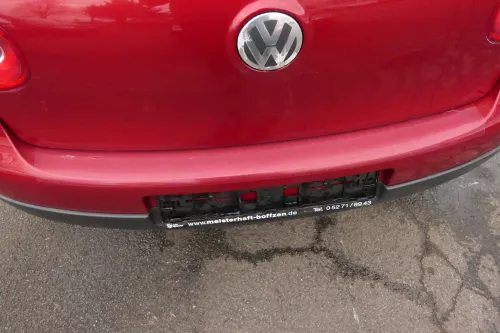 VW Golf 5 1K Limousine Stoßstange hinte Heckstoßstange Stoßfänger rot braun LA3W (109555)
