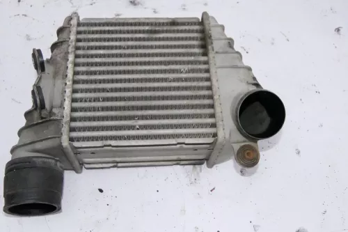 VW Golf 4 Audi A3 8L Ladeluftkühler Ladeluft Kühler  1J0145805D / H (109618)