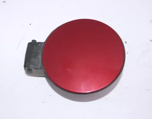 VW Golf 4 Limousine Tankdeckel Deckel Tank Tankverschluß rot braun LC3K