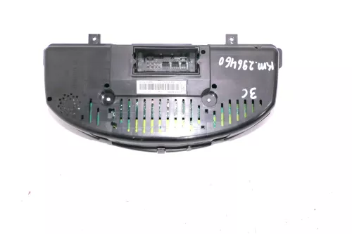 VW Passat 3C Tacho Tachometer 296.000km 3C0920871 X Diesel TDI (109928)