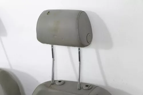 Audi A6 4F C6 Kopfstütze vorne links Kopfstützen Leder platin-Hell (grau) 49A
