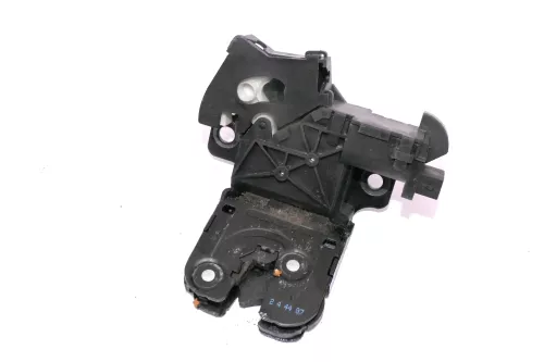 Audi A3 8P A6 4F Heckschloß Schloß unten an der Heckklappe 8P4827505C 4/5 Türer