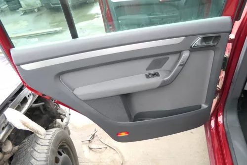 VW Touran ein Satz Türverkleidung Verkleidung Tür vorne +hinten links anthrazit (110373)