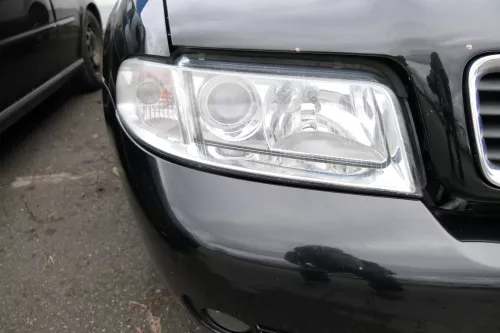 Audi A4 B5 Faceliftmodel Scheinwerfer vorne rechts ab ca1999 (keinXEN0N)