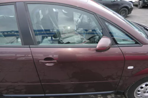 Audi A2 8Z Tür vorne rechts rot braun LZ3R -mit Rahmen, Scheibe und Fensterheber (110649)