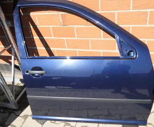 VW Golf 4 Bora Tür vorne rechts Beifahrertür 4/5-Türer+Kombi Variant blau LC5H