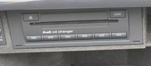 Audi A4 8E B6 B7 CD Wechsler Changer 8E0035111 8E0057111 8E0057111C 8E0057111D (110920)