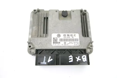 VW Touran Steuergerät 1.9 TDI 77kw 105PS BXE Motor 03G906021KC