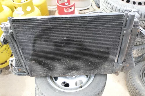 VW Touran Caddy 2K Kühler 1,9 TDI BKC BRU BXF BXE Ladeluftkühler Lüfter Kondensa