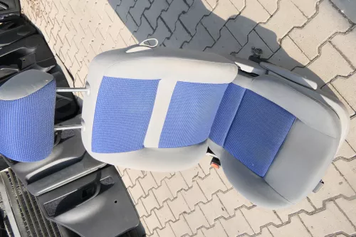 Seat Arosa VW Lupo Sitz vorne links Fahrersitz höhenverstellbar blau grau Kopfst