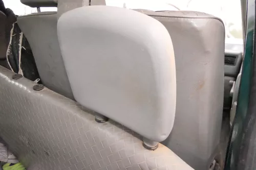 VW T4 Sitz Sitze hinten links oder rechts Kopfstütze Doppelkabine Rückbank