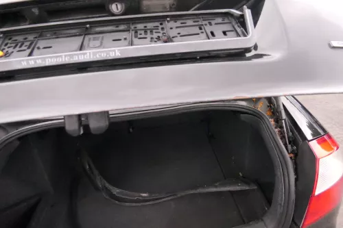 Audi A4 B6 8E Limousine Limo Heckklappe Klappe hinten schwarz LY9B Spoiler (112080)