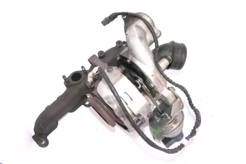 VW Passat Golf 6 Touran Turbolader Turbo Druckdose 03L253016T 1,6 TDI CAY (112415)