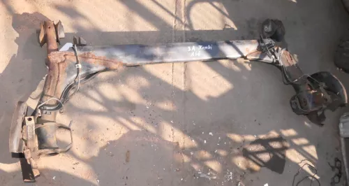 VW Passat 35i Achse hinten Hinterachse Scheibenbremse oder Trommelbremse