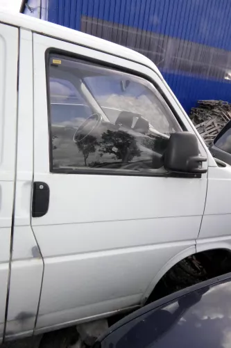 VW T4 Tür vorne rechts weiß L902 Beifahrertür Caravelle 7D0831056C - 112776