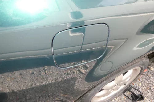 Audi A6 4B 4Z Tankdeckel Tankklappe Tank Deckel Klappe grün LZ6H