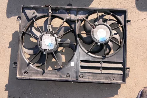 VW Golf 5 Lüfterzarge Lüfter Kühlerlüfter Klimaanlage 1K0121205G Eos Touran AXX (112820)