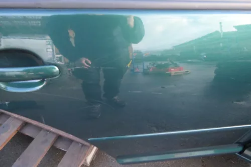 VW Bora Tür hinten rechts nur Limousine grün LC6M (113667)