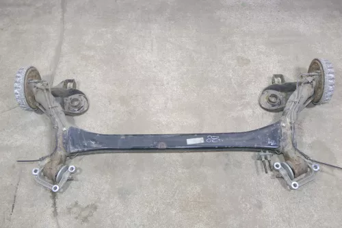 Audi A2 8Z Achse hinten Hinterachse Achsträger mit ABS Trommelbremse Magnesium (113994)