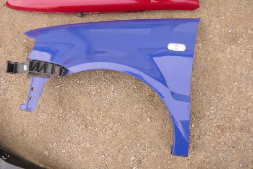 VW Polo 6N2 Kotflügel vorne links blau LA5C(wird auf Schweller befestigt!)