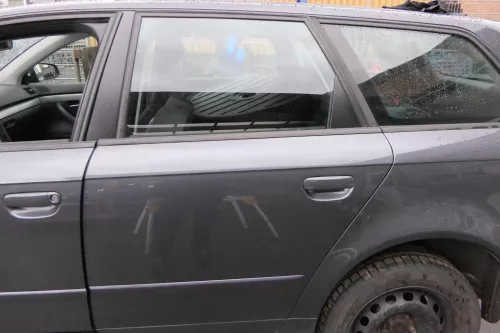 Audi A4 B7 8E Tür hinten links grau LY7G Kombi mit Scheibe und Rahmen