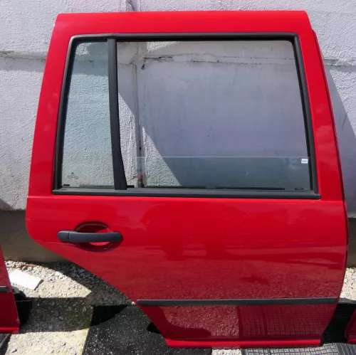 VW Golf 4 Bora Tür hinten rechts nur Kombi / Variant rot LY3D