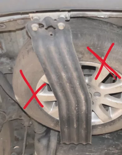 VW Caddy 2K Halterung für Reserverad Reserveradhalterung Abdeckung Notrad Rad (115324)