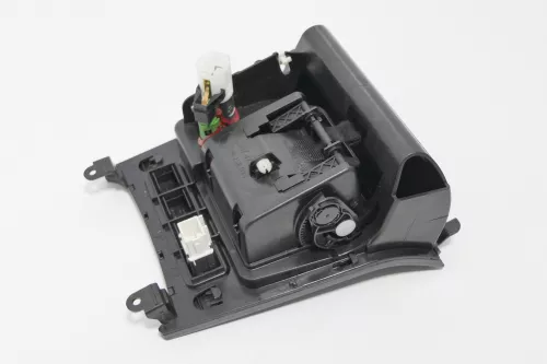 VW Golf 5 Aschenbecher Zigarettenanzünder vorne 1K0857961 (115342)