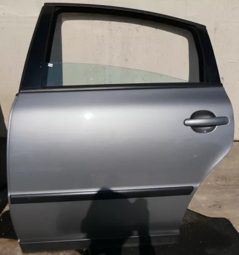 VW Passat 3B 3BG Limousine Tür hinten links mit Scheibe grau LD7W