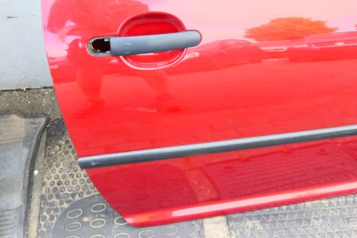 VW Golf 4 Tür vorne rechts Beifahrertür 2/3-Türer rot brau LC3K (115942)