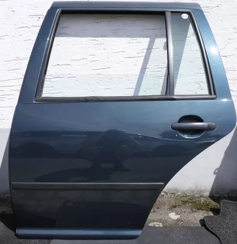 VW Golf 4 Bora Tür hinten links nur Kombi / Variant grün LC6X