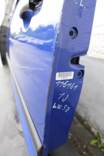 VW Golf 4 Tür vorne links Fahrertür 2/3-Türer blau LW5Z (116162)