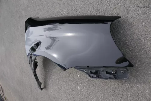 VW Golf Variant Kombi 5 V 1K Jetta Kotflügel vorne rechts schwarz L041 (116295)