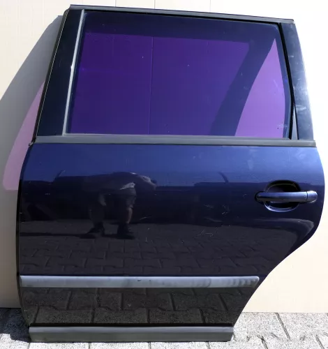 VW Passat 3B 3BG Kombi Variant Tür hinten links blau LN5Y