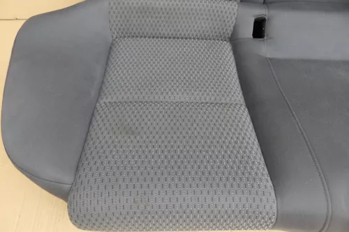 Audi A6 4F C6 Sitz Rückbank Rücksitzbank hinten 3-Punkt-Gurt Stoff (116369)