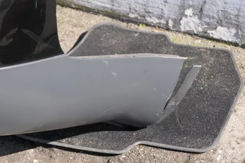 Audi A4 8E B6 Kombi Avant Stoßstange hinten mit Spoiler schwarz LY9B (116632)