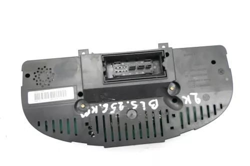 VW Touran Caddy 2K Tacho Tachometer Kombiinstrument 1T0920852A TDI BLS 256.000km (116782)