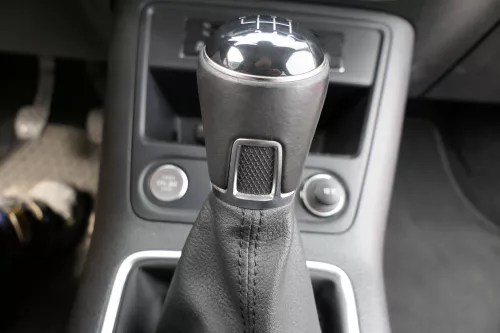 VW Tiguan 5N Schaltknauf Schaltsack Schaltung Schaltknüppel 6-Gang Leder (116886)