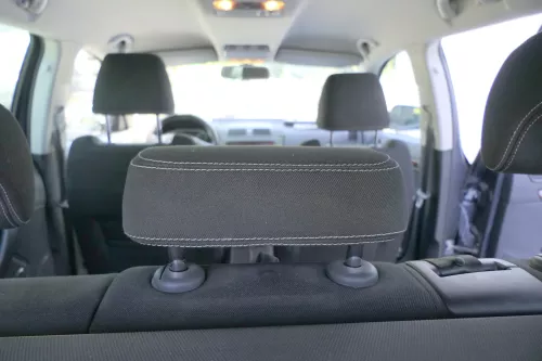 Skoda Octavia 1Z Sitz hinten in der Mitte Kopfstütze Kopfstützen onyx Sport (117012)