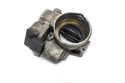 Audi A4 8E  A6 4F Drosselklappe Reglerklappe 2.0 TDi 103kw 03G128063 C / J