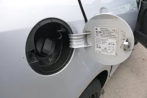 Golf 5 + 6 521 Plus 5M1 V Tankdeckel Klappe Tankklappe Deckel Tank silber LA7W (117248)