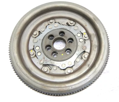 VW Touran Golf 5 6 Gang Sschwungrad BKD BMP BMR 2.0 TDI 03G105266BD Automatik