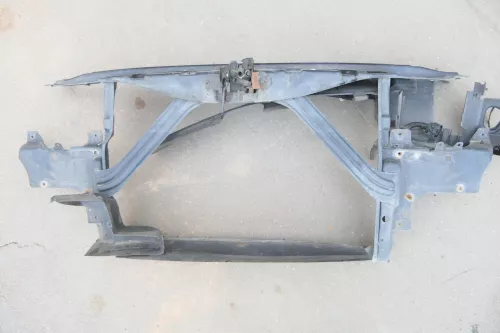 Seat Leon Toledo 1M Schloßträger für Kühler Klimaanlage