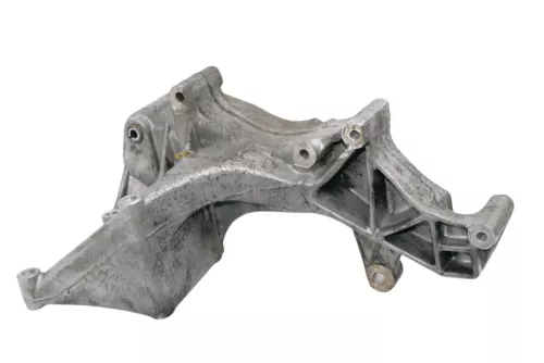 VW T4 LT Halter Konsole Lichtmaschine Träger 1.9 TDI 074145167C 074145169D (117787)