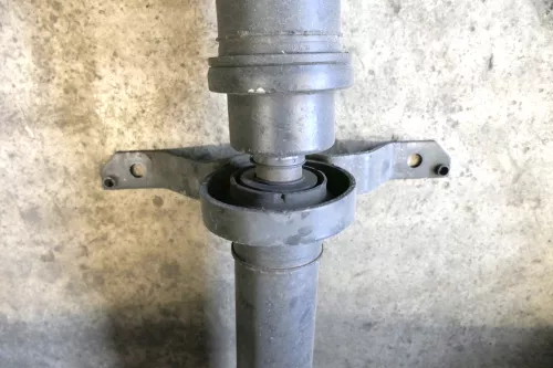 Audi A6 4F Kardanwelle Welle Quattro Allrad 4F0521101 / E 6-Gang Schaltung BMK A (118282)