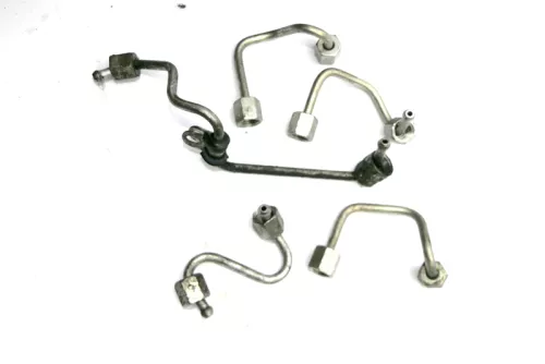 Audi A4 8K Einspritzleitungen Leitungen Rohre 2,0 TDI CAGA CBDB CAHB CAHA